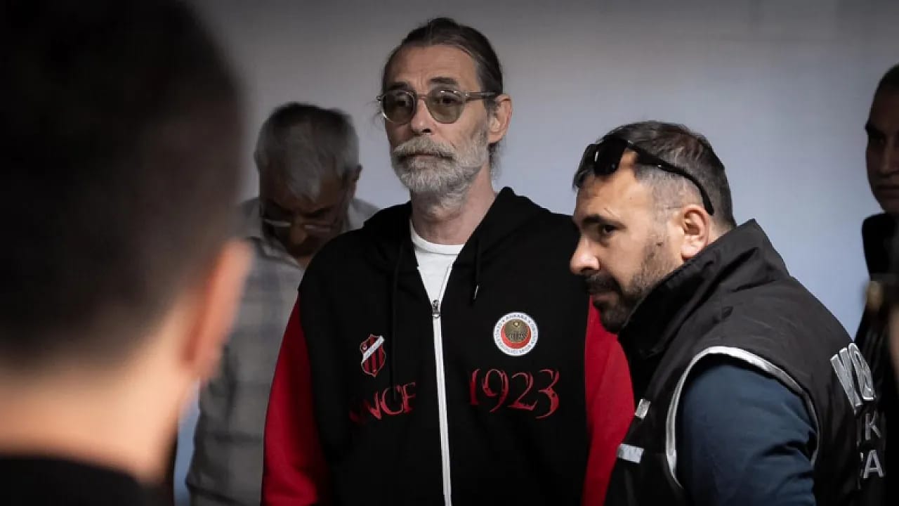 Ankara'da Etimesgut Belediyesine Operasyon! Çok Sayıda Gözaltı Var