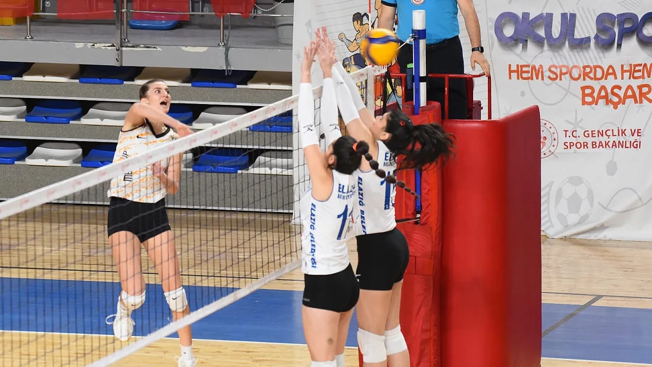 Voleybolda Malatya Rüzgarı! Nicer Hotel Muş'ta Şov Yaptı