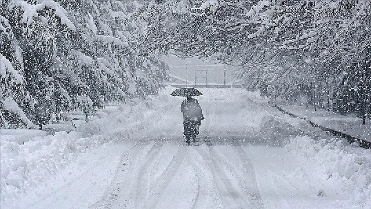 Meteoroloji Uyarılarının Ardından Birçok İlde Eğitime Kar Engeli Geldi