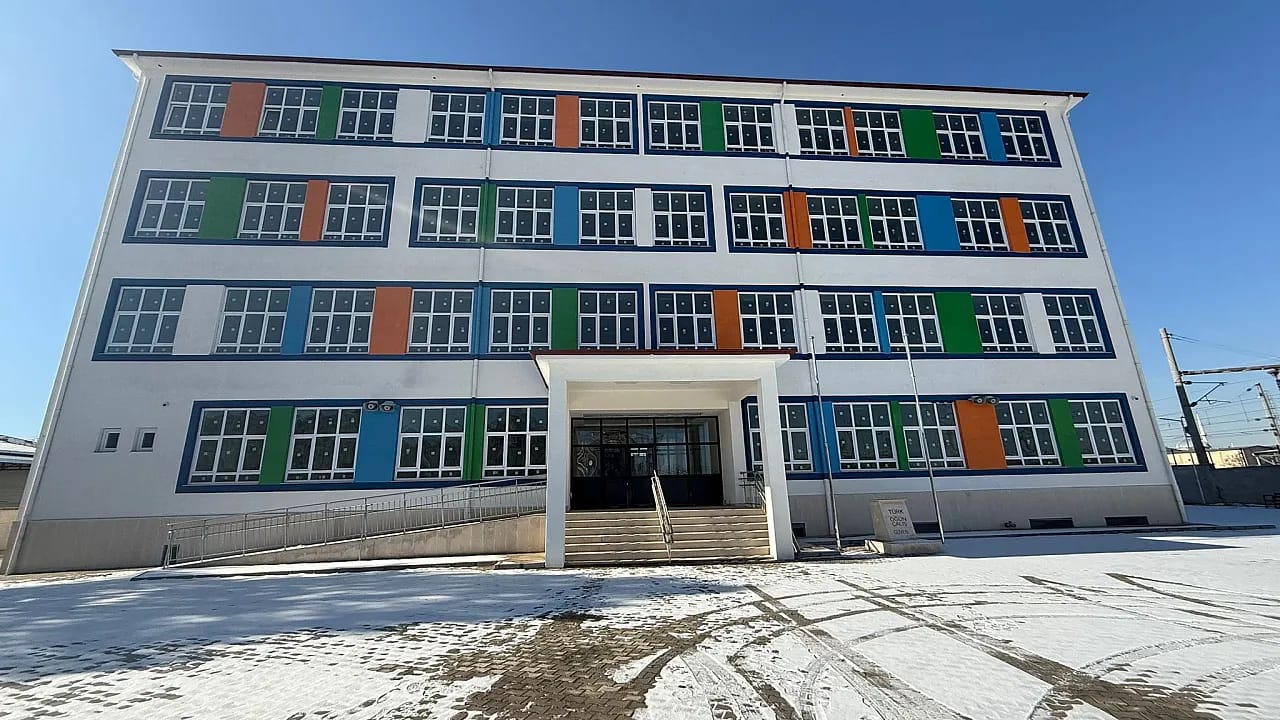 Malatya Ortaokulu'nda Akif Çelik Anı Kütüphanesi Kuruluyor