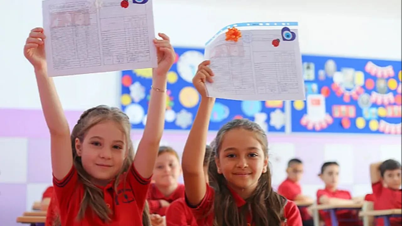 Yusuf Tekin, Ara Tatil İddialarına Son Noktayı Koydu!