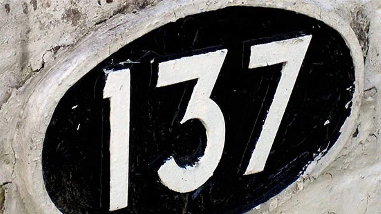 Evrenin Temel Şifresi Olarak Kabul Edilen 137 Sayısının Fizik Dünyasındaki Derin Gizemi