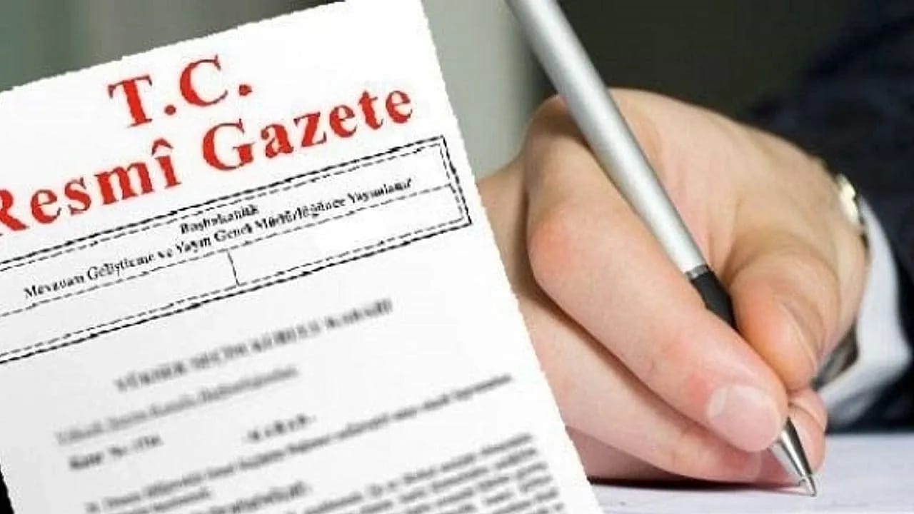 Resmi Gazetede Yayımlanan Kararlarla Kamuda Üst Düzey Değişim Rüzgarı