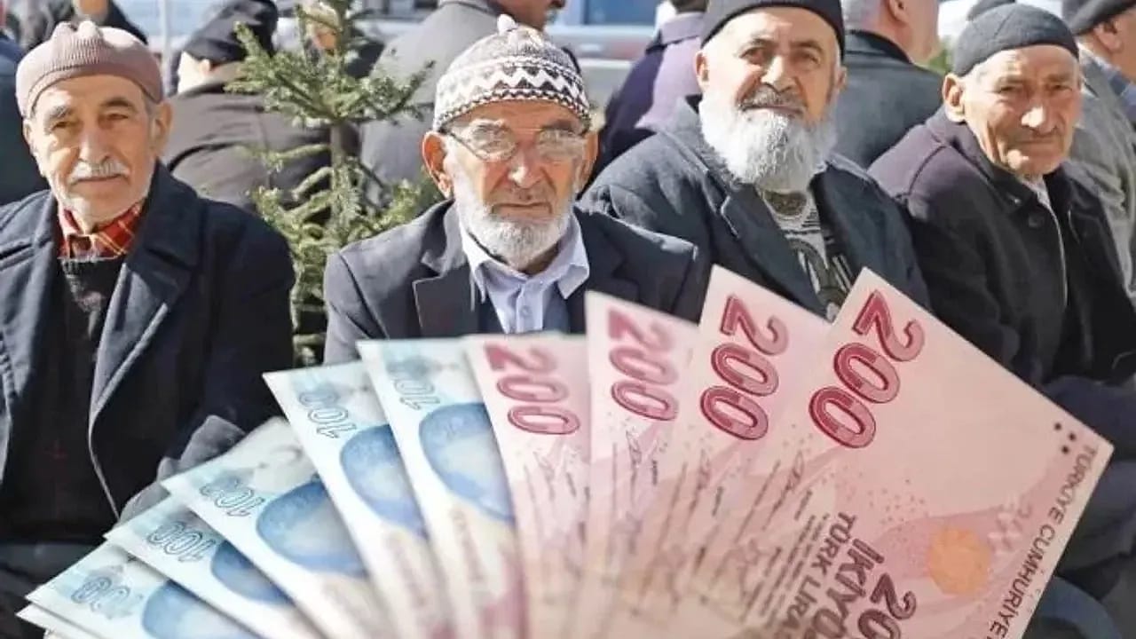 Emekliler Ve Ekonomi Gündemi İçin Hükümet Kanadından Yeni Destek Sinyalleri