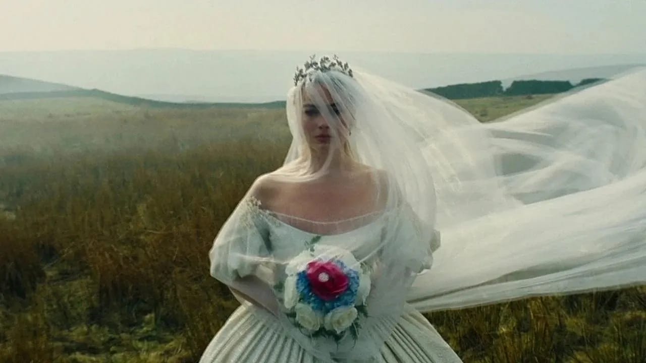 Uğultulu Tepeler Filmi Margot Robbie ve Jacob Elordi İle ABD Gişesini Salladı