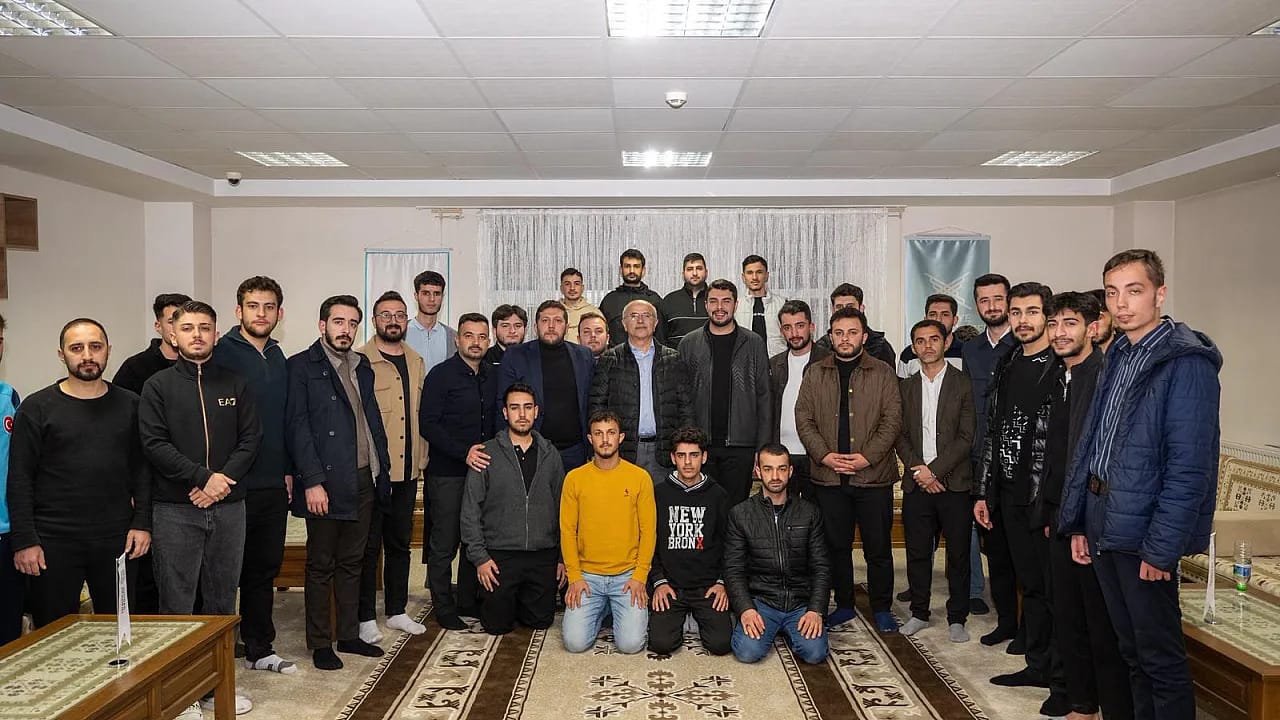 Malatya'da Kütüphanelerde Sınırsız Çay ve Çorba Dönemi Başlıyor!