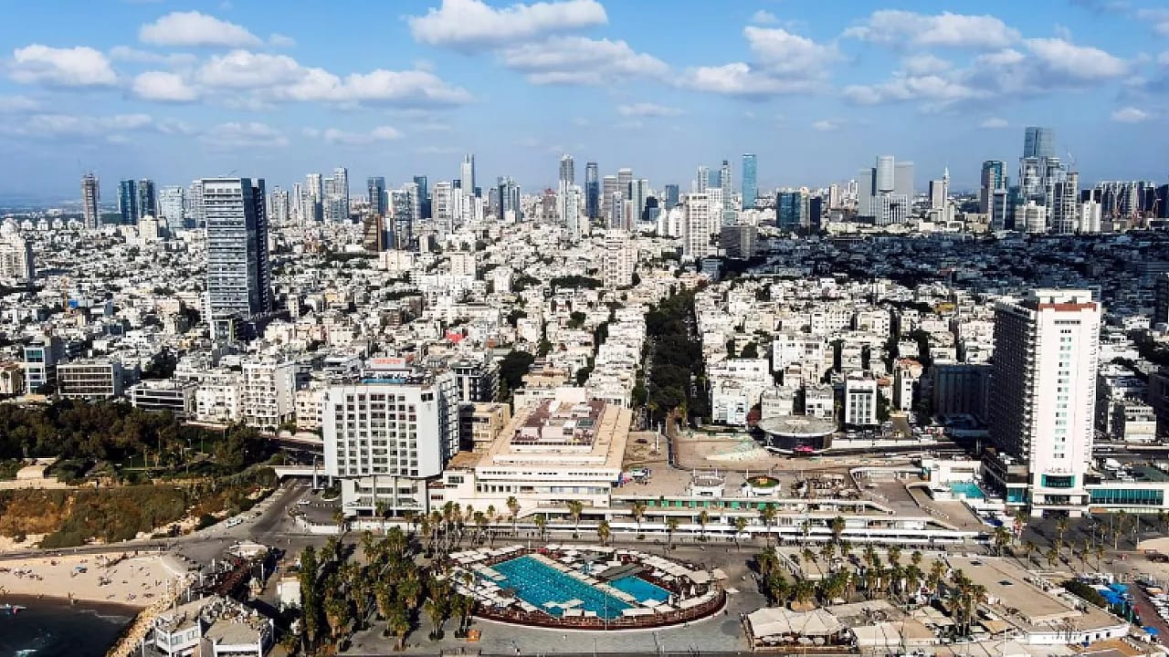 İran'dan İsrail'e Füze Saldırısı! Tel Aviv'de Sirenler Susmuyor!