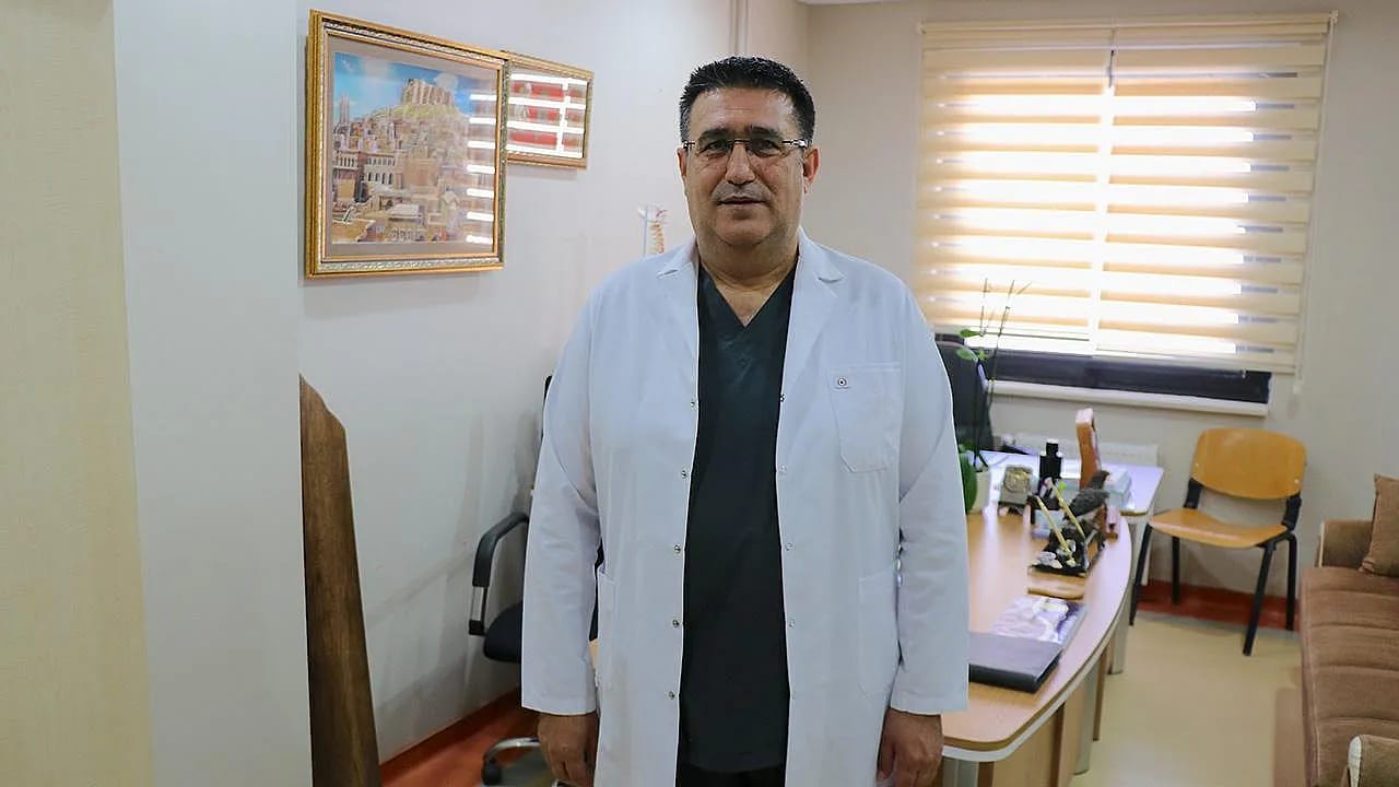 Enkazdan Umuda: Depremde Fedakar Doktorların Mücadelesi