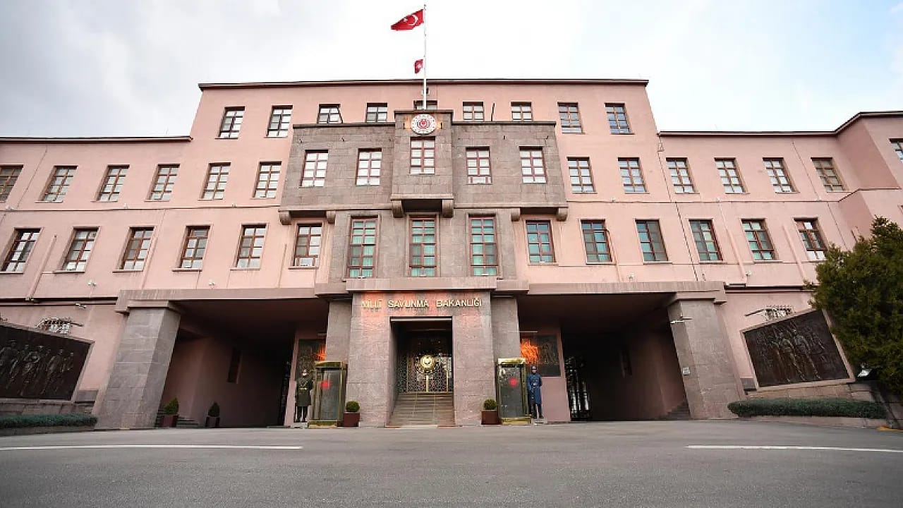 MSB'den Kritik Adana ve Doğu Akdeniz Açıklaması: Yeni Patriot Sistemi Konuşlandırılıyor!