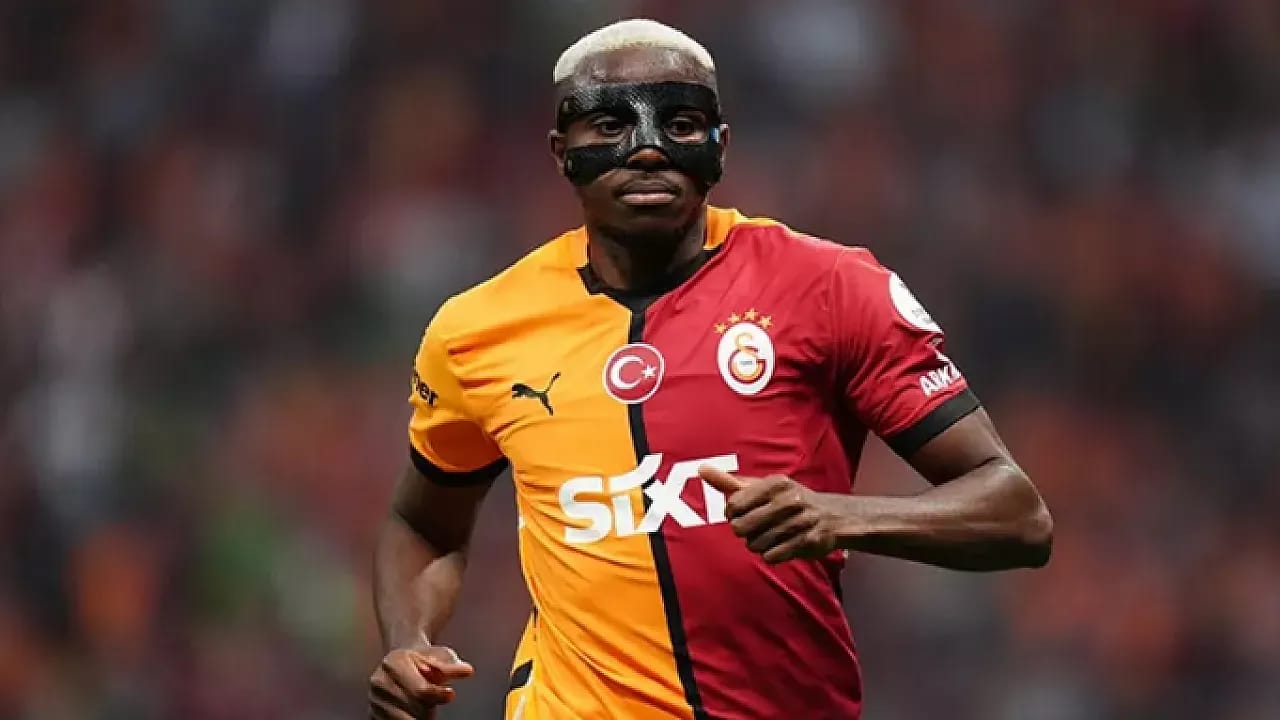 Galatasaray'da Osimhen Ameliyat Masasına Yattı: Yıldız Golcüden İyi Haber Geldi!