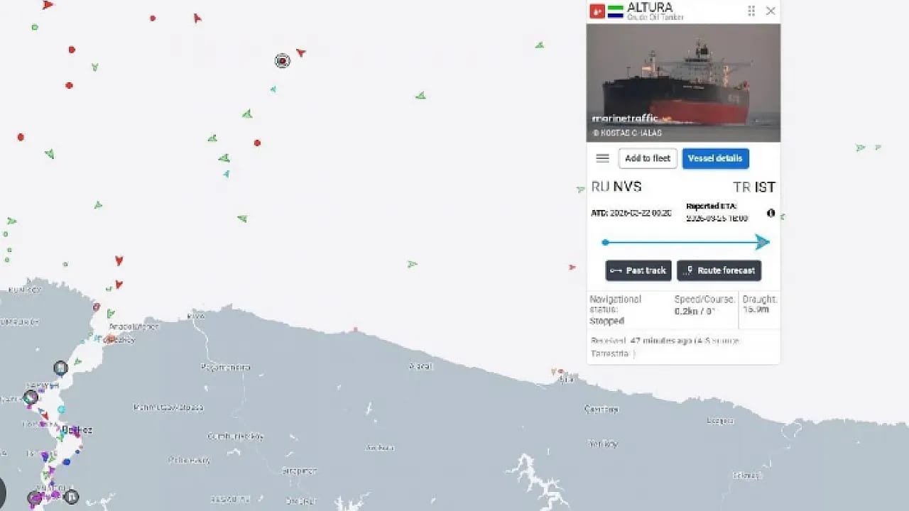 Karadeniz'de Gizemli Saldırı! Türk Personelin Bulunduğu Gemide Patlama