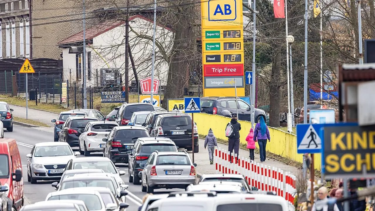 Depoyu Doldurmak İçin Ülke Değiştiriyorlar: Aradaki Fark Tam 30 Euro!