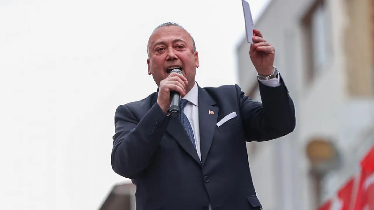 Uşak Belediye Başkanı Özkan Yalım Hakkında Karar: Üyeliği Askıya Alındı!