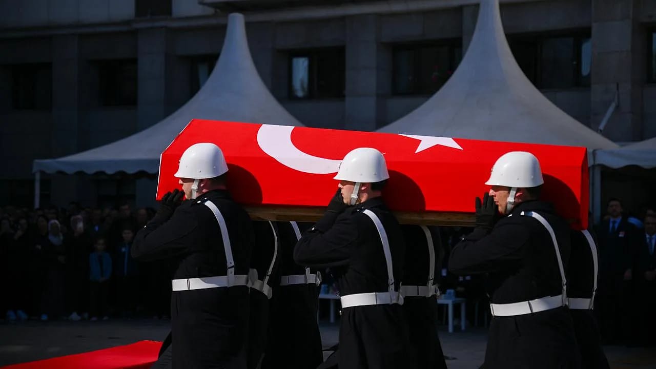 İstanbul Şehidini Dualarla Uğurladı: Mustafa Aydın Son Yolculuğuna Çıktı