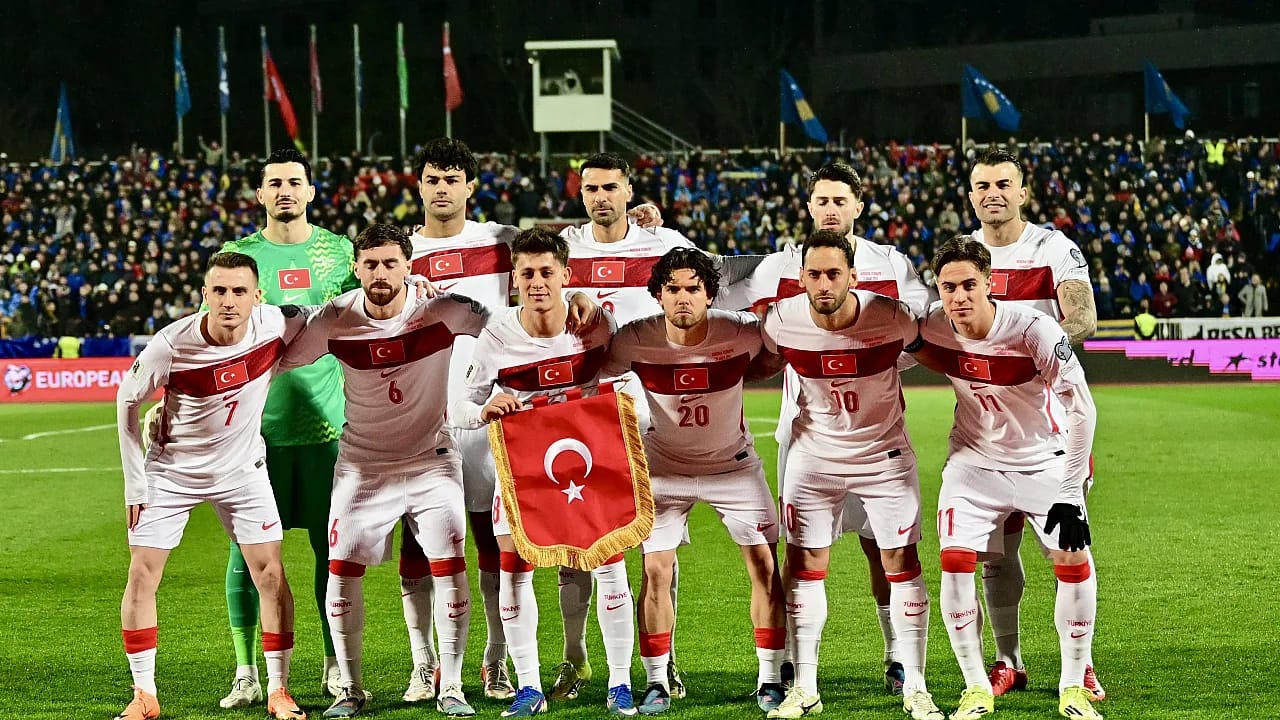 Türkiye 24 Yıl Sonra Dünya Kupası'nda!