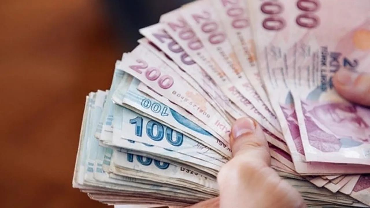 İş Bankasından emeklilere Nisan sürprizi: Promosyon miktarı gündem oldu