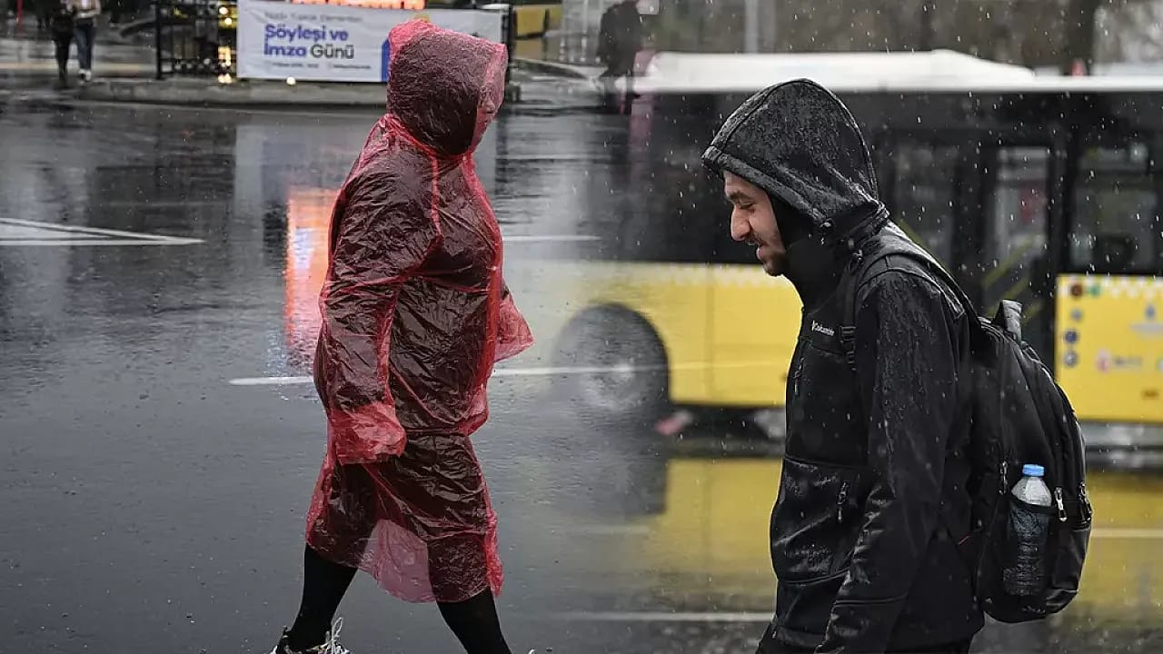 Dondurucu Soğuk ve Fırtına Kapıda! 19 İl İçin Kodlu Alarm Verildi