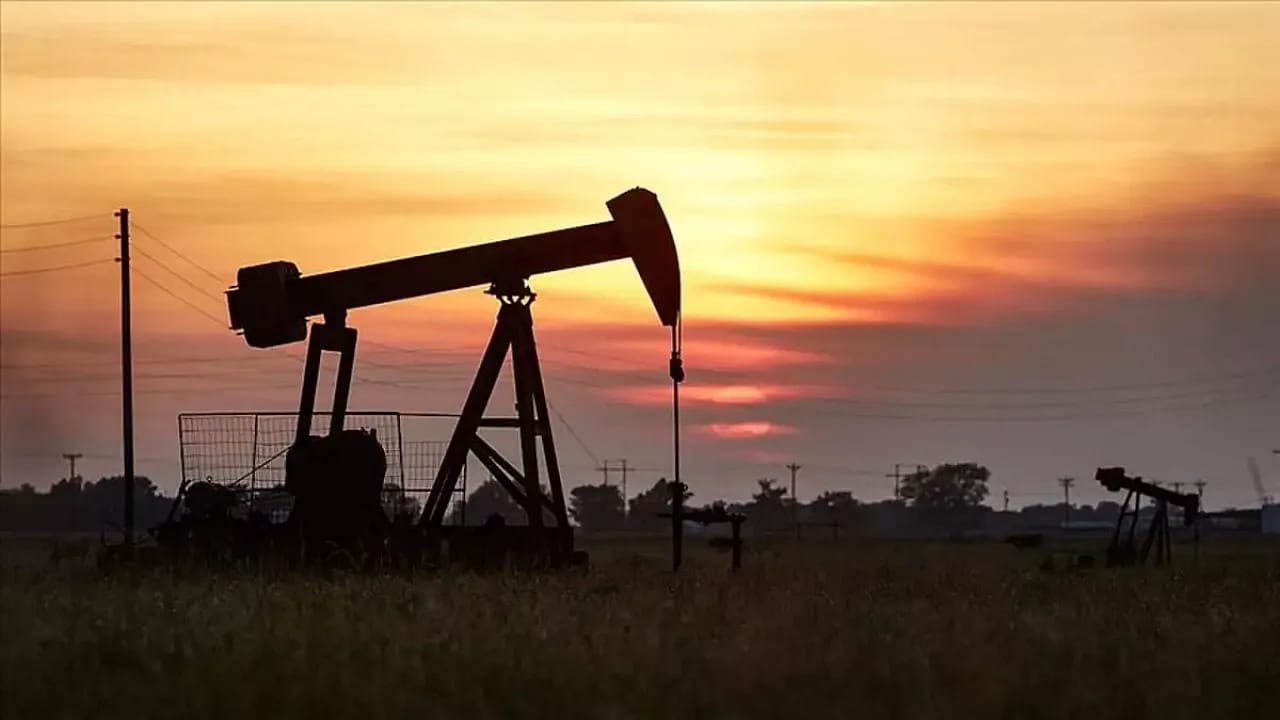 Dünyanın Enerji Damarı Kesildi Petrol ve Doğalgaz Fiyatlarında Büyük Patlama!