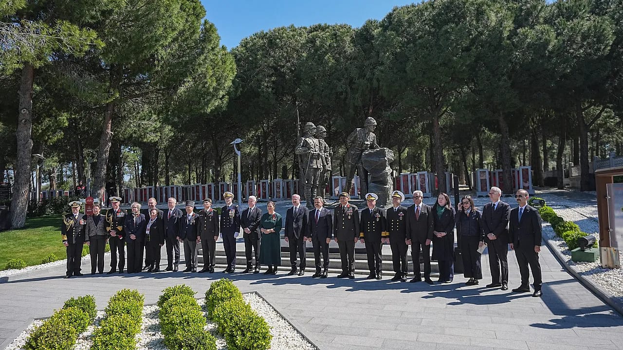 Çanakkale Kara Savaşları'nın 111. Yılında Anlamlı Tören!