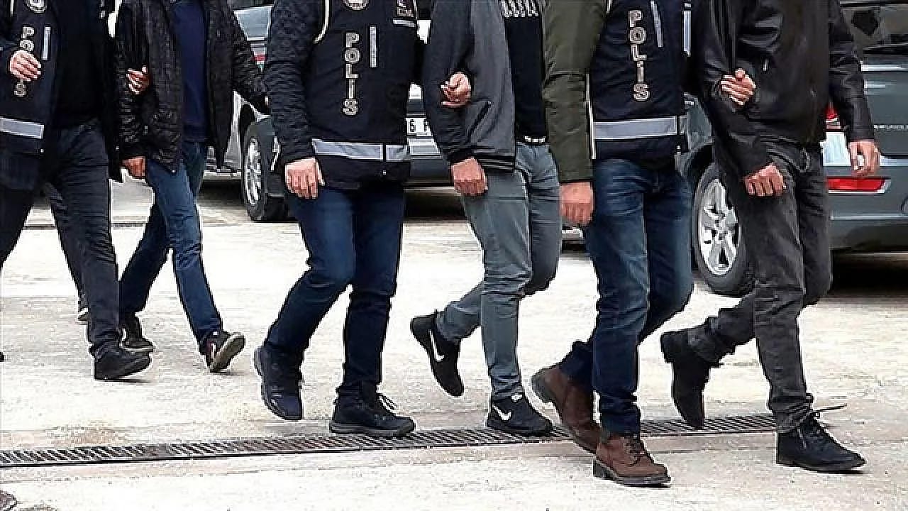 Polisten Kaçamadılar! Erzincan'da Aranan 56 Şahıs Adliyeye Sevk Edildi
