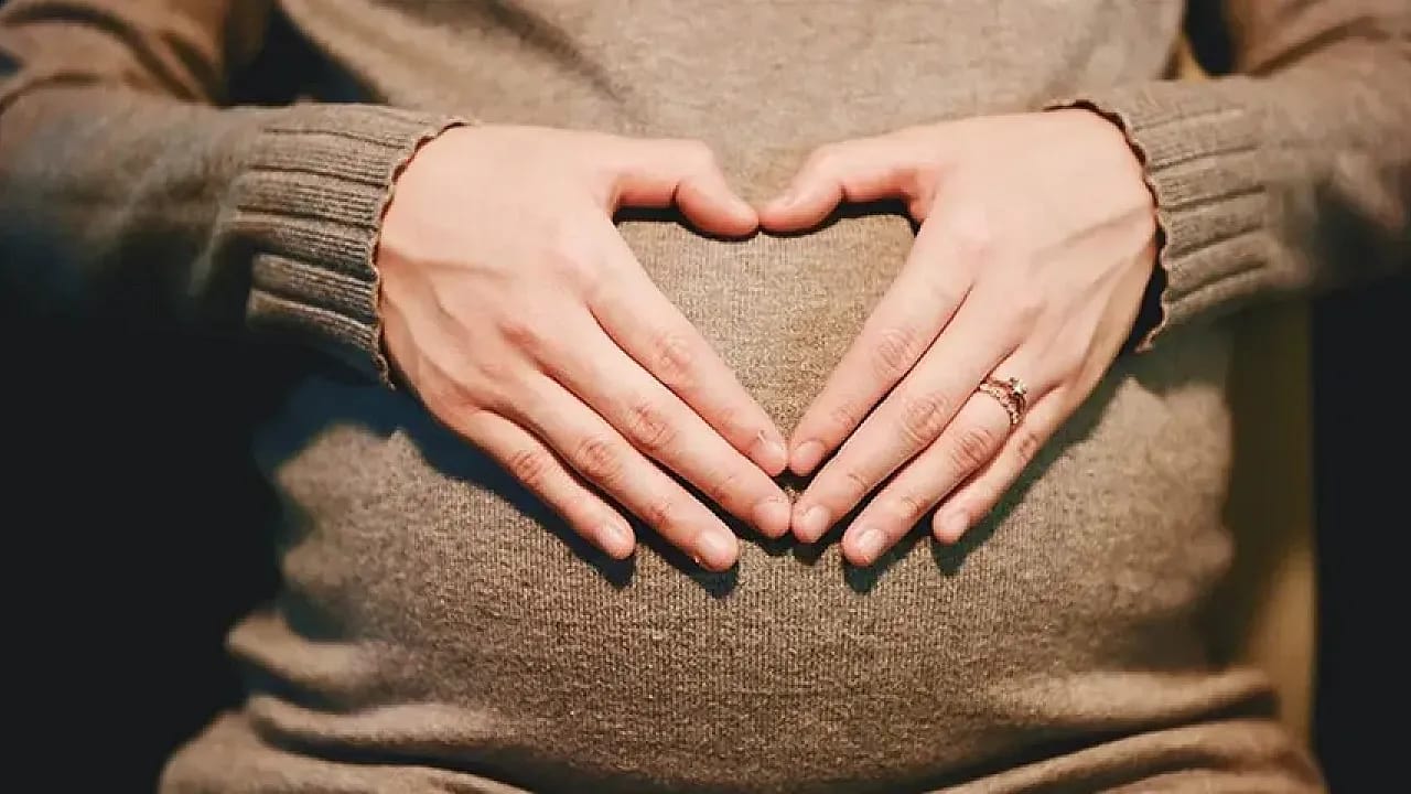 Anne Adaylarına Kritik Uyarı! Yapay Zeka Doktorunuz Değil, Hayati Risk Barındırıyor