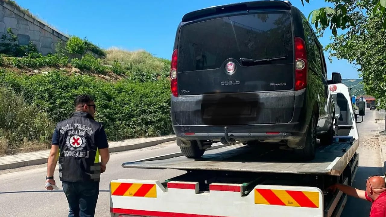 Kocaeli'de Korsan Taşımacılık Operasyonu!