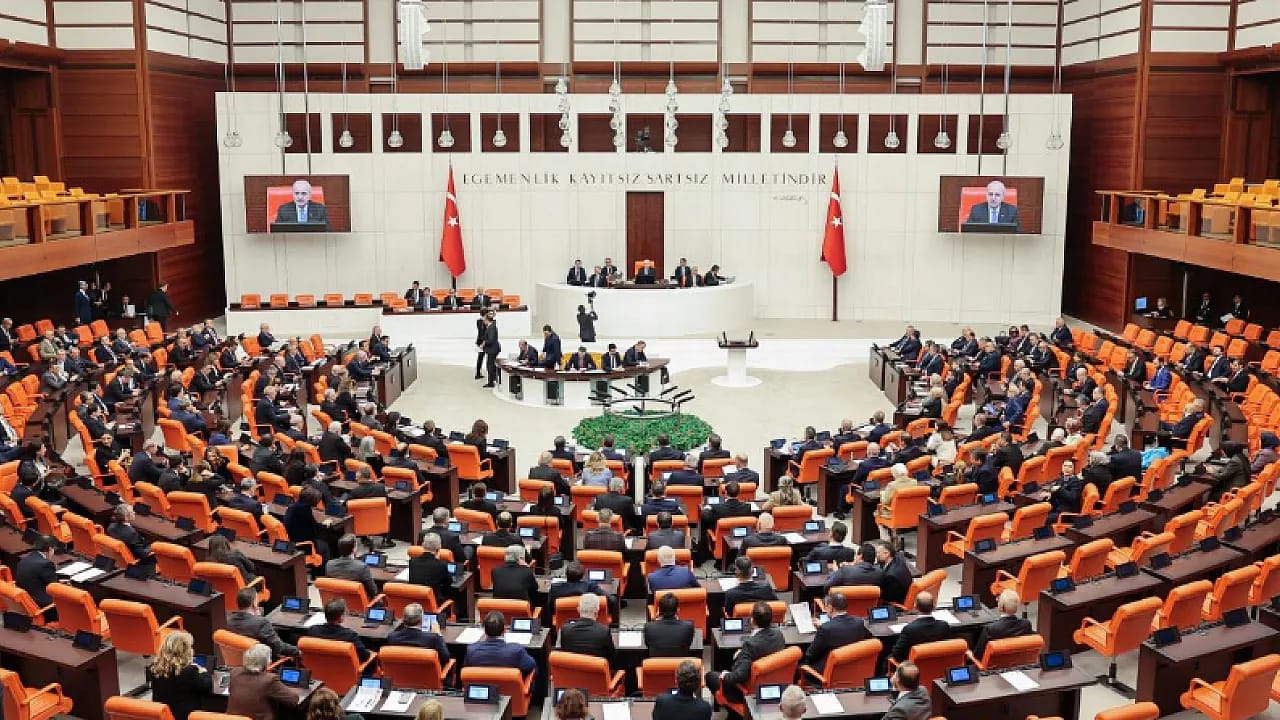 TBMM'de Emniyet, Basın ve Vergi Düzenlemeleri Görüşülecek!