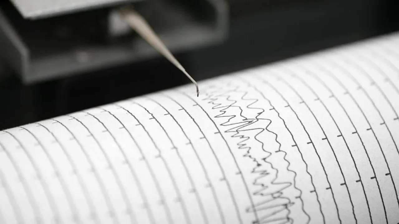 Akdeniz'de 4,9 Büyüklüğünde Deprem!