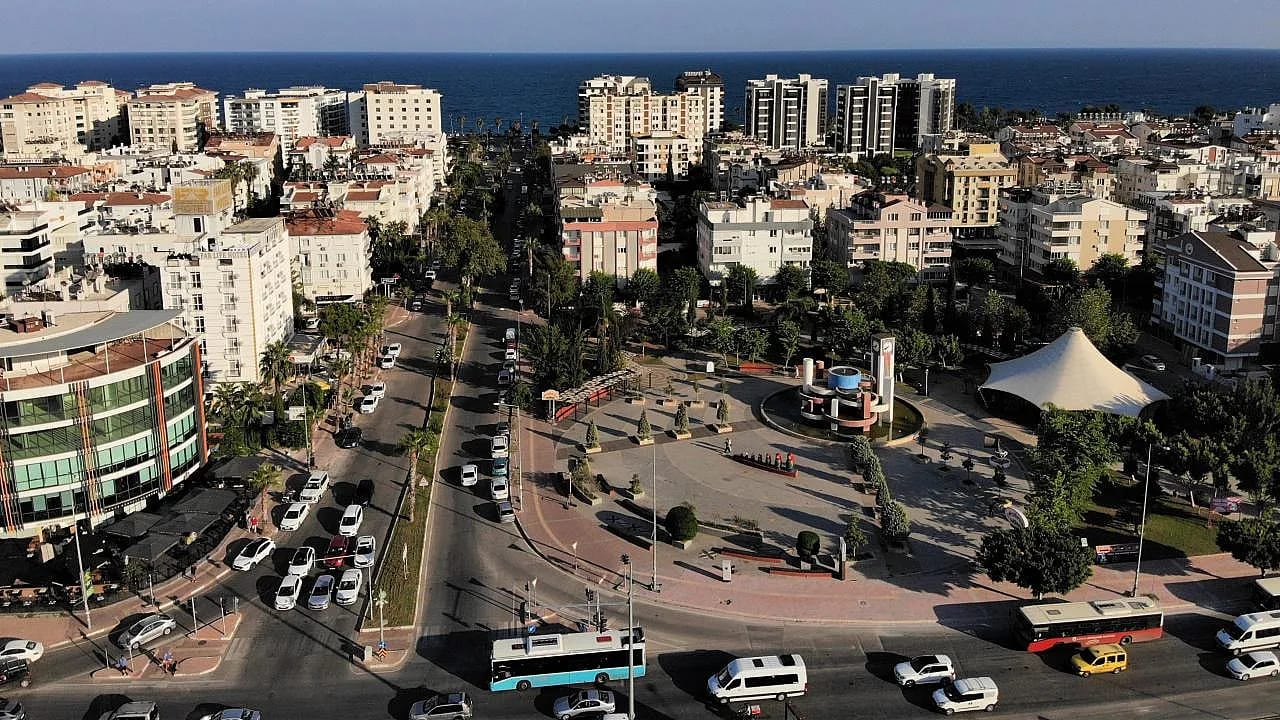 Antalya'da Dudak Uçuklatan Aidat ve Ek Ödeme İstemi Yargı Kıskacında
