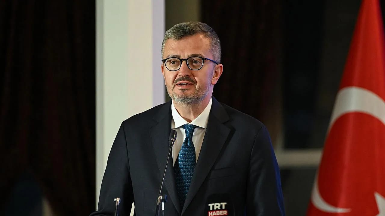 Cumhurbaşkanlığı İletişim Başkanı Duran'dan Türk Kara Kuvvetlerine Tebrik Mesajı