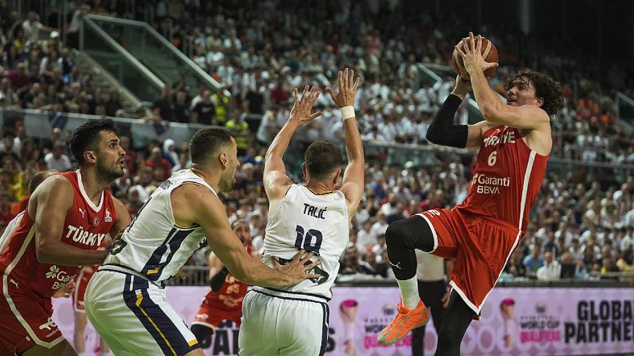 A Milli Basketbol Takımı Tarihe Geçmeye Hazırlanıyor! Gözler İsviçre Maçında