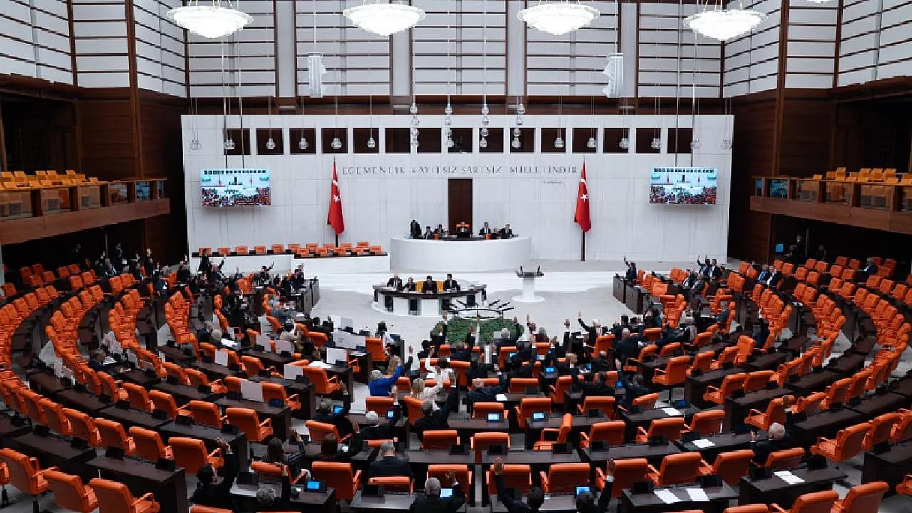 Meclis'te Gözler Yeni Düzenlemelerde!