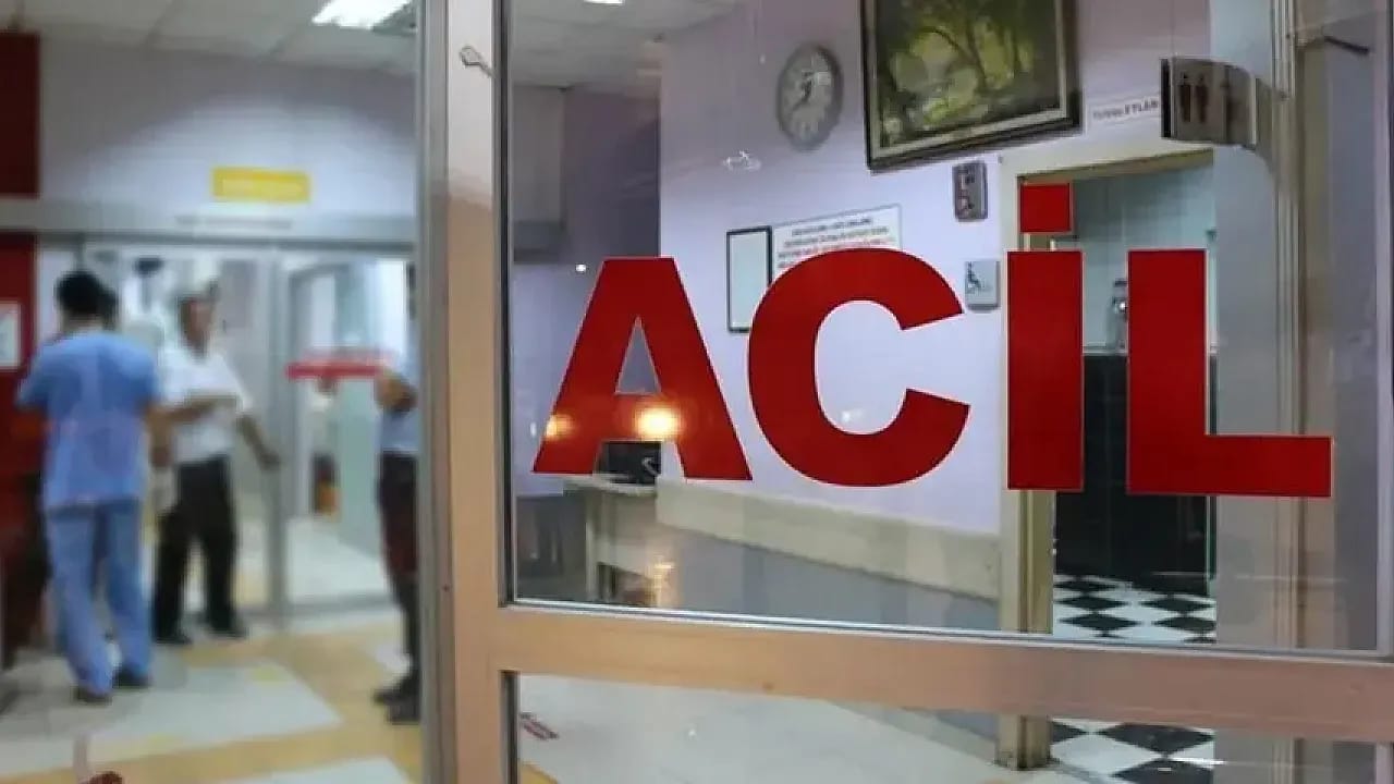 Bafra'da Şüpheli Gıda Zehirlenmesi! Çalışanlar ve Öğrenciler Bir Bir Rahatsızlandı