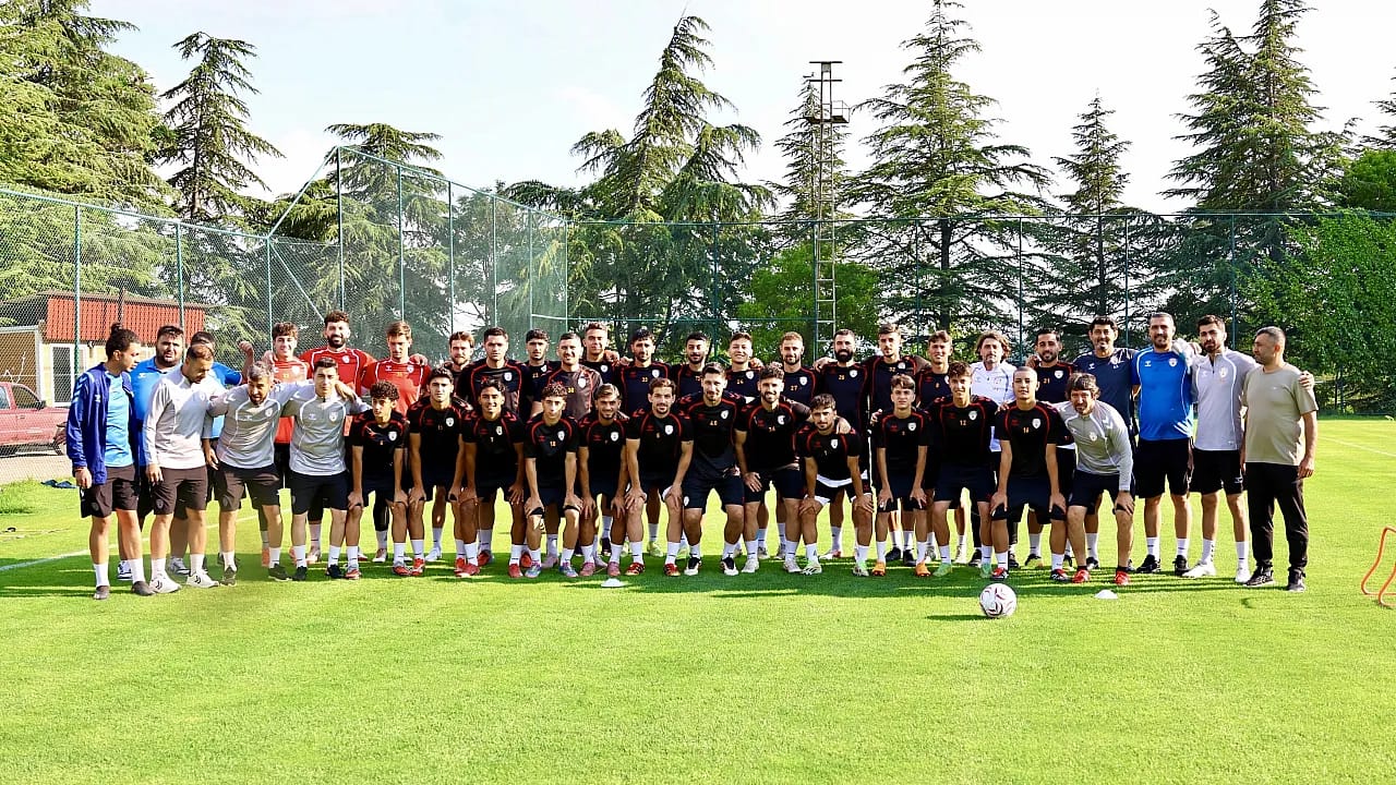 Yeşilyurtspor'un Genç Yetenekleri Kampta Göz Dolduruyor